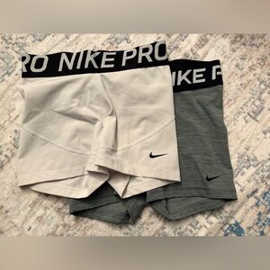 Nike Pro Dri-FIT Shorts - White and Grey
